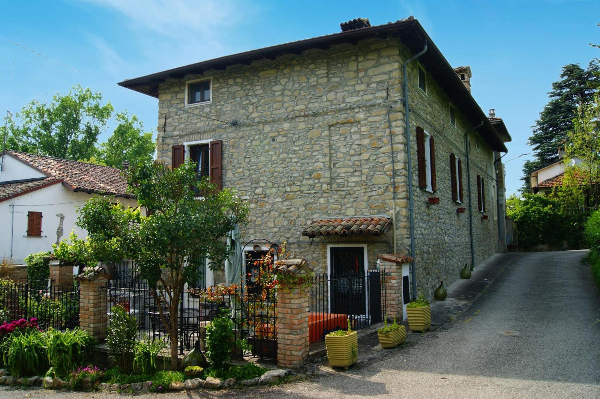Dulcius Ex Asperis Bed & Breakfast Ponte Nizza Eksteriør billede